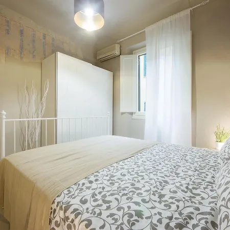 - San Lorenzo Chic Apartment *